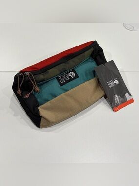 Mountain Hardwear Camp 4 Hip Pack Red Blue Black NWT Hiking Travel